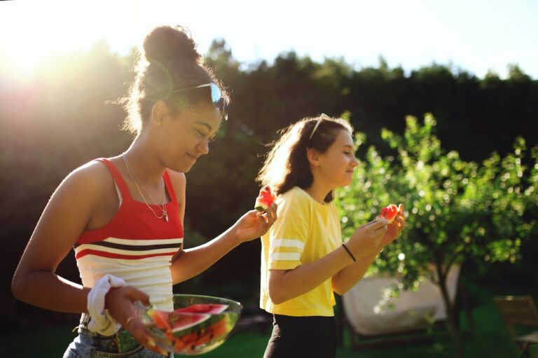 should you name a minor as a beneficiary - everyday life insurance - online calculator